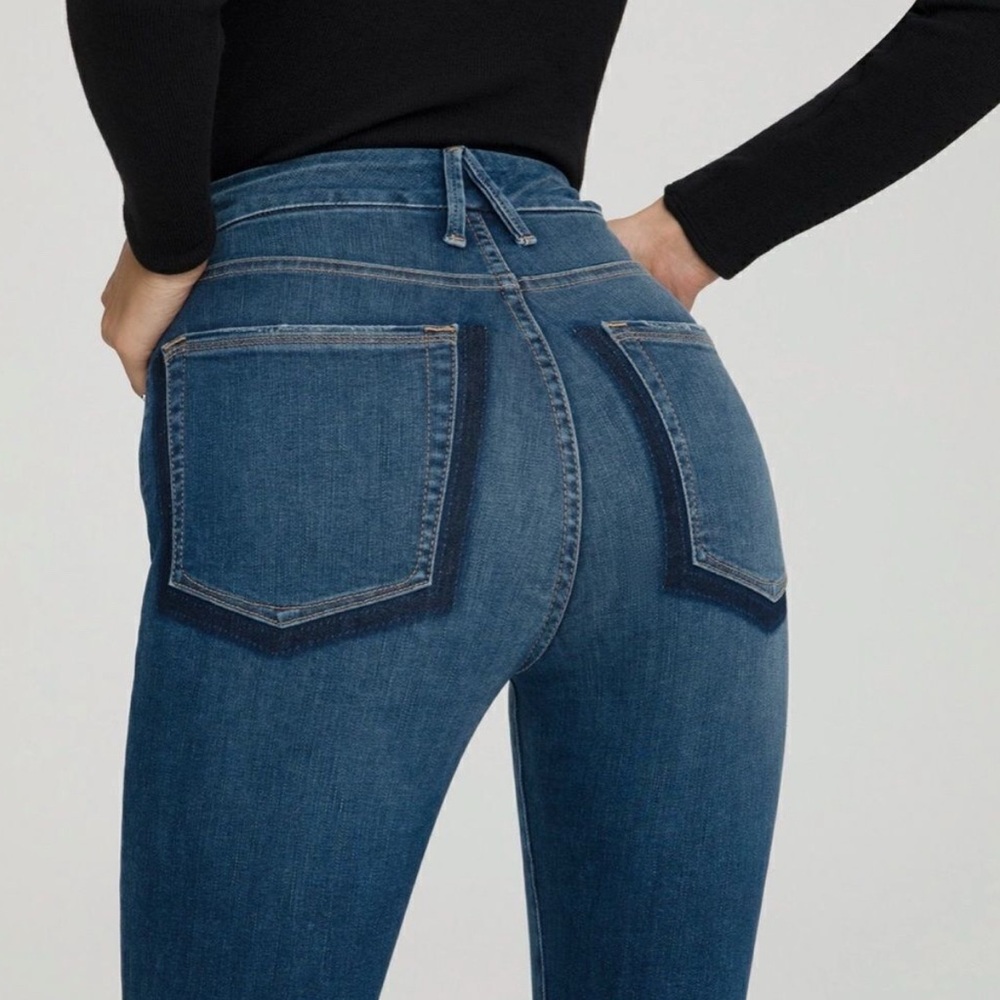 Good American | GOOD WAIST CROP SHADOW POCKETS Jeans - Picture 2 of 14